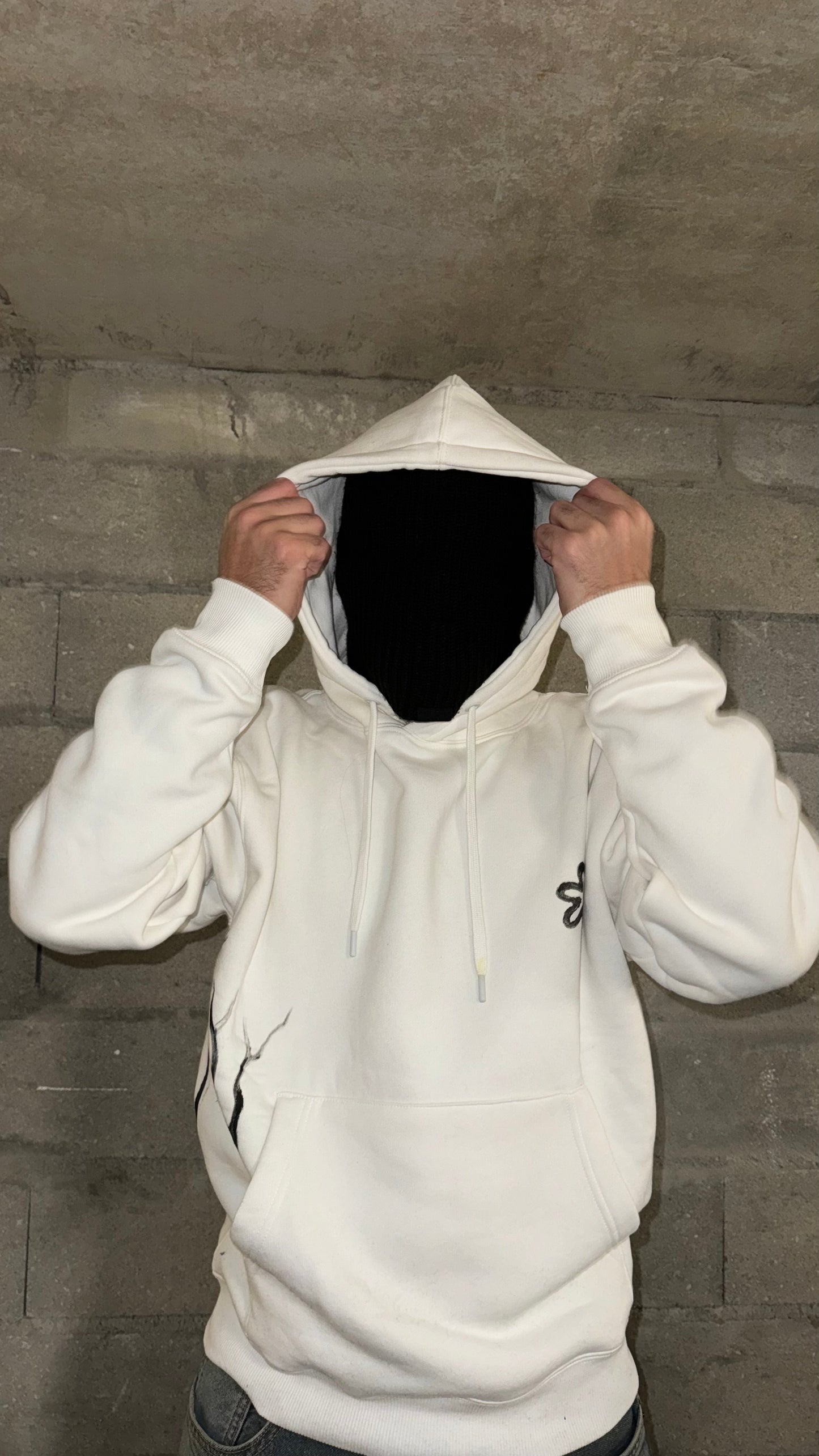 All eyez on me Hoodie